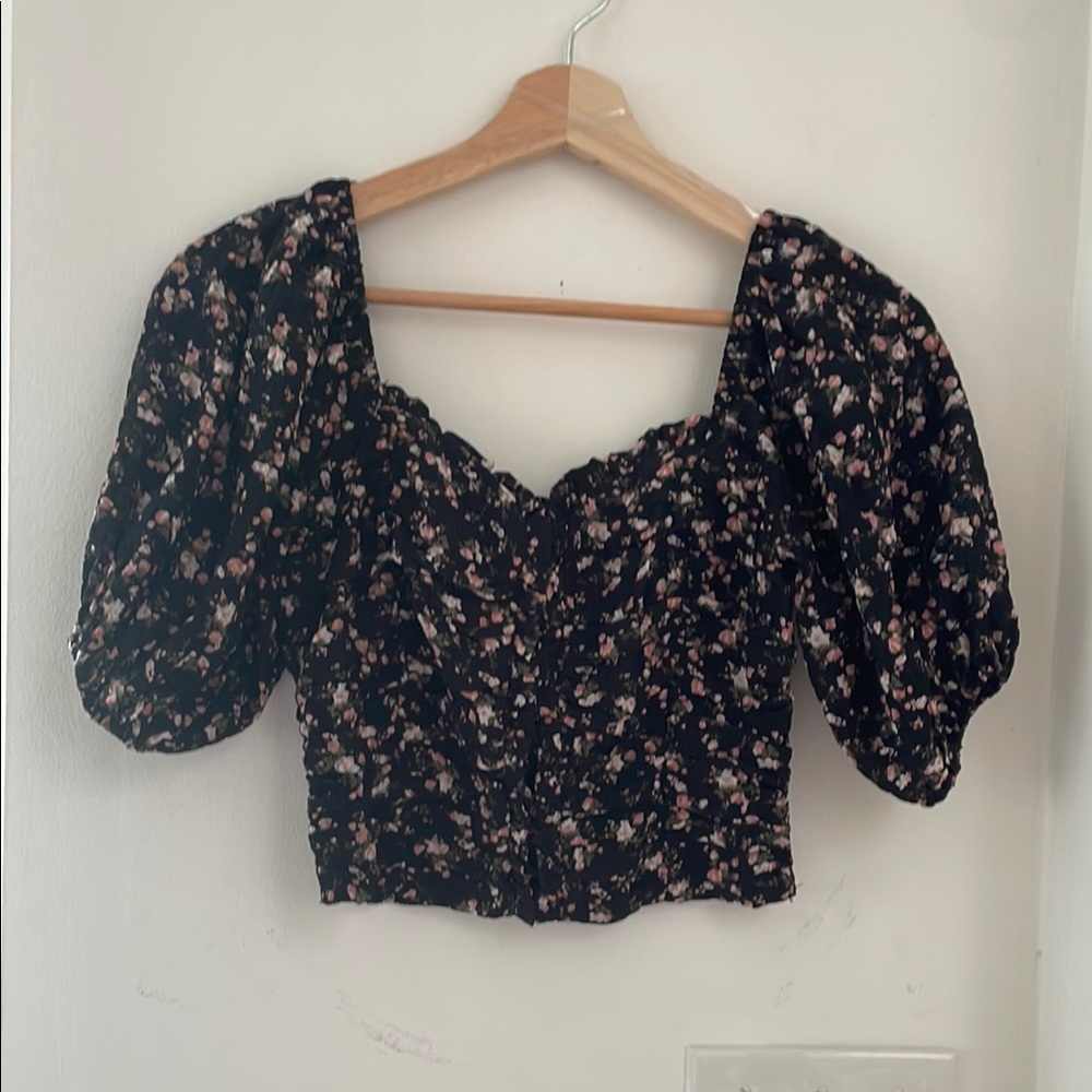 Altar'd State Black Ruched Puff Sleeve Crop Top